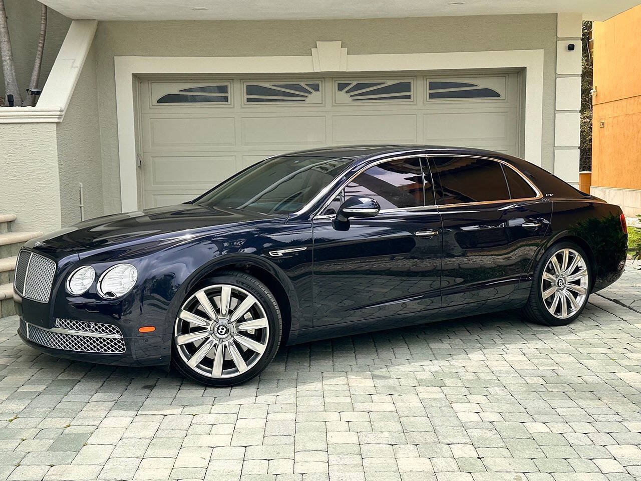 Used 2014 Bentley Flying Spur W12 AWD/4WD image 4