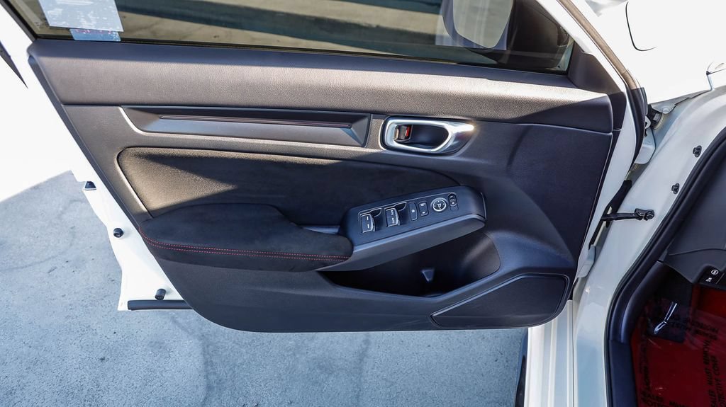 Used 2025 Honda Civic Type R image 24