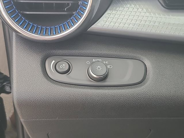 New 2026 Chevrolet Trax LT FWD image 25