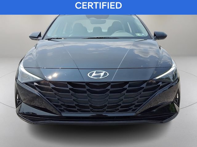 Certified 2023 Hyundai Elantra SEL w/ Cargo Package FWD image 3