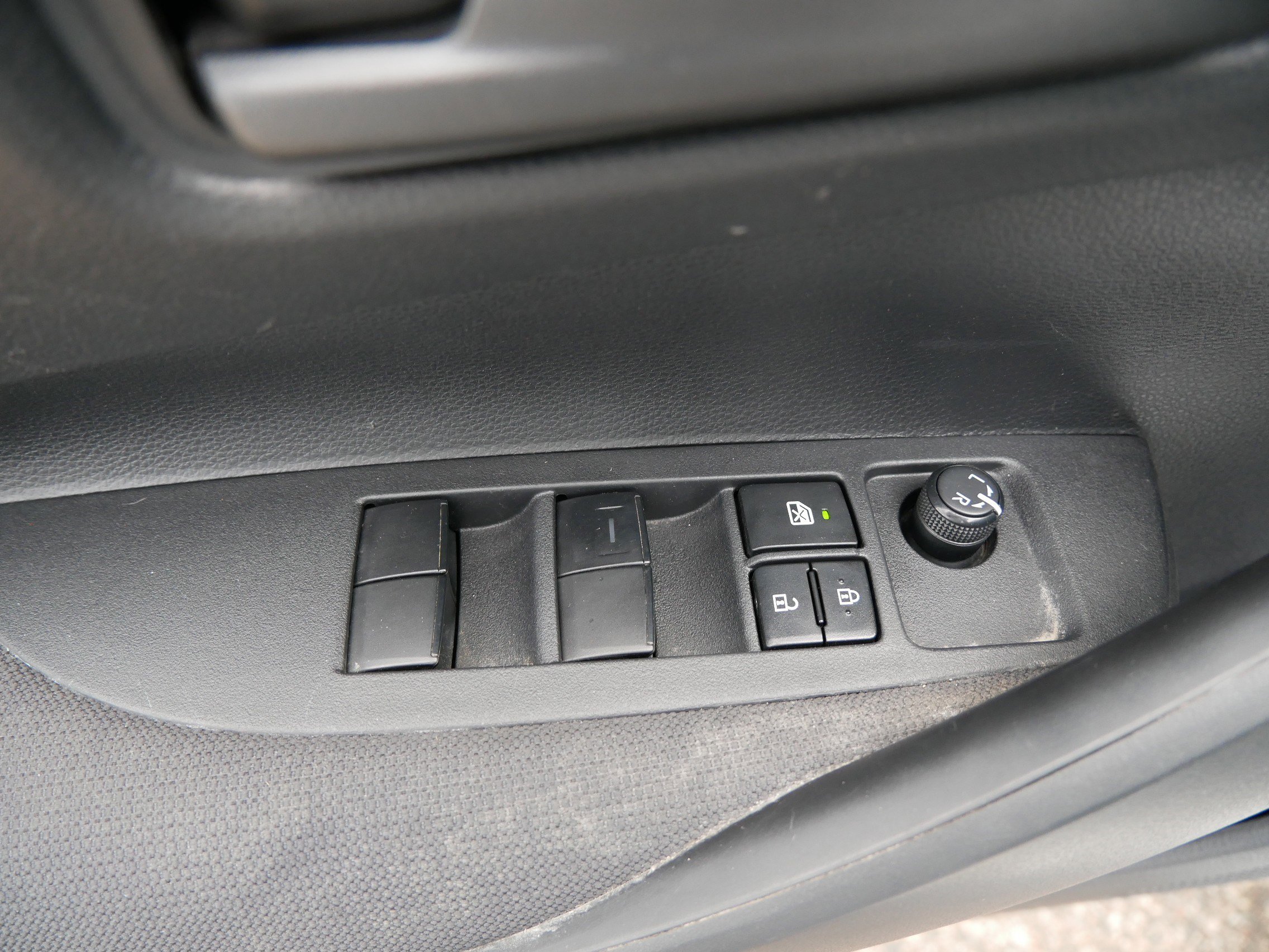 Used 2023 Toyota Corolla LE image 20