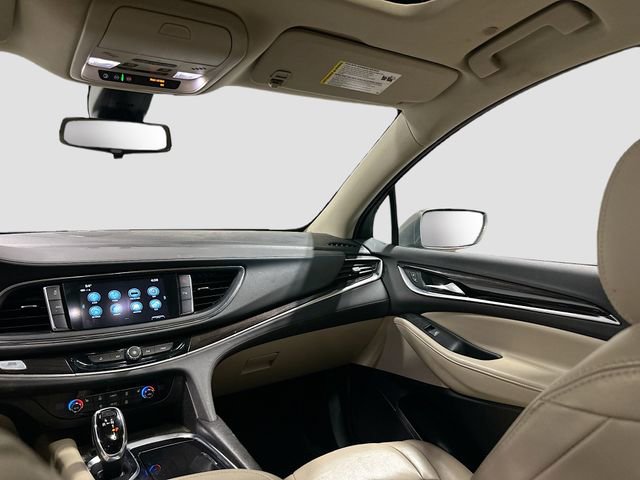 Used 2018 Buick Enclave Essence image 22
