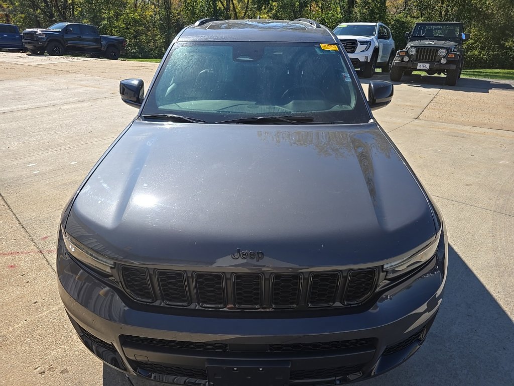 Used 2023 Jeep Grand Cherokee L Altitude AWD/4WD image 14