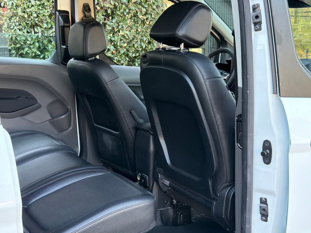Used 2021 Ford Transit Connect XL image 39