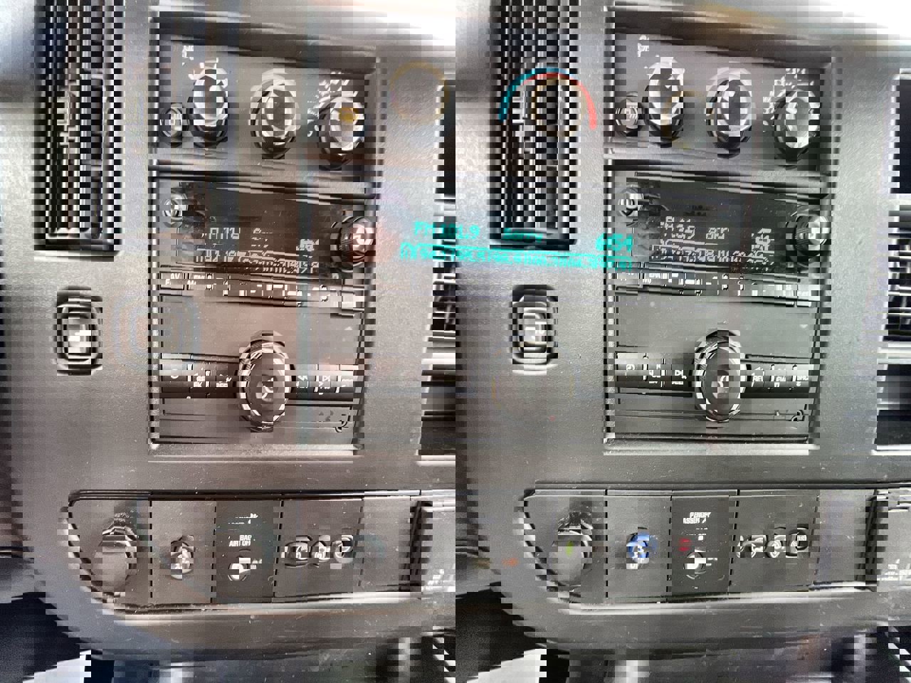 Used 2022 Chevrolet Express 3500 LS image 8