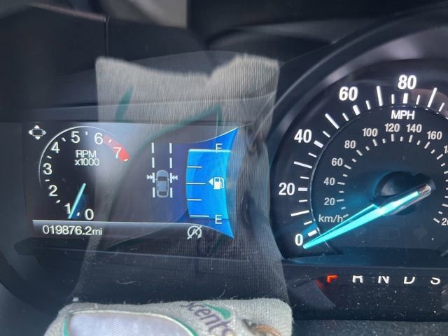 Used 2019 Ford Fusion SE w/ Equipment Group 151A FWD image 12