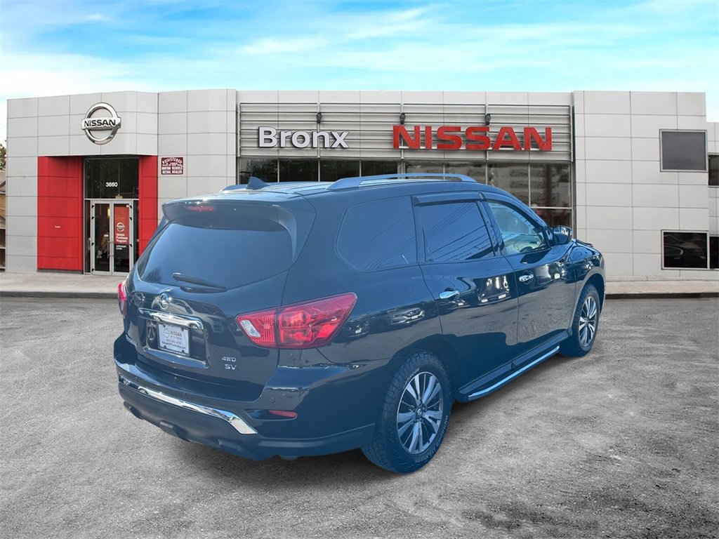 Used 2019 Nissan Pathfinder SV image 6