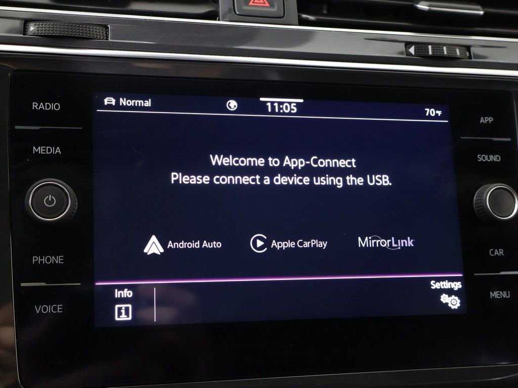 Used 2022 Volkswagen Tiguan SE R-Line AWD/4WD image 49
