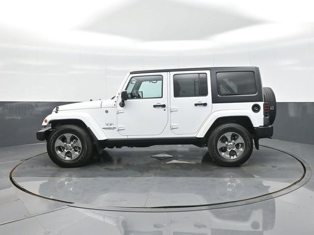 Used 2016 Jeep Wrangler Unlimited Sahara w/ Connectivity Group image 4