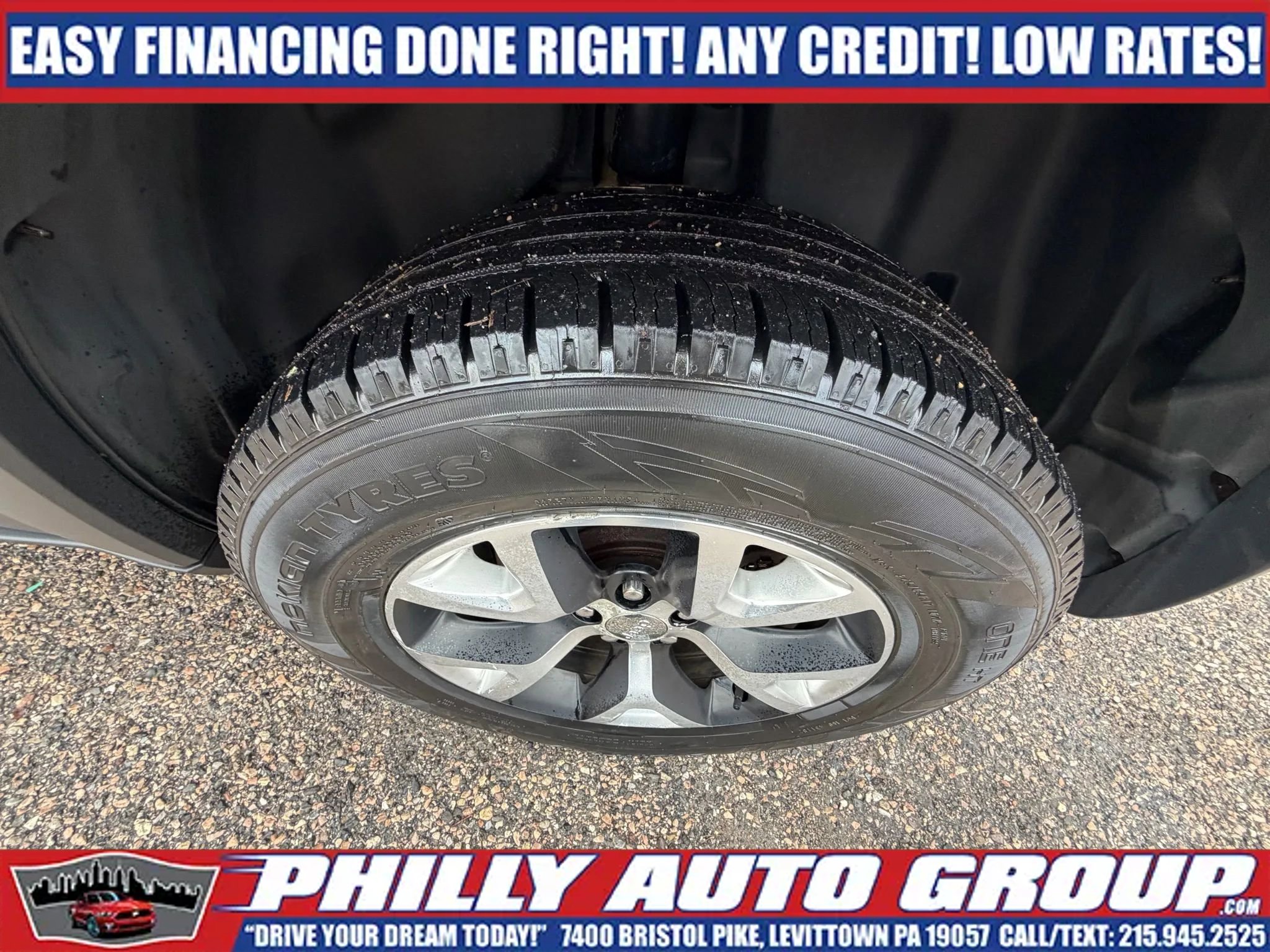 Used 2016 Jeep Cherokee Trailhawk w/ Comfort & Convenience Group image 35