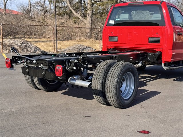 New 2025 Ford F350 XL w/ XL Chrome Package image 11