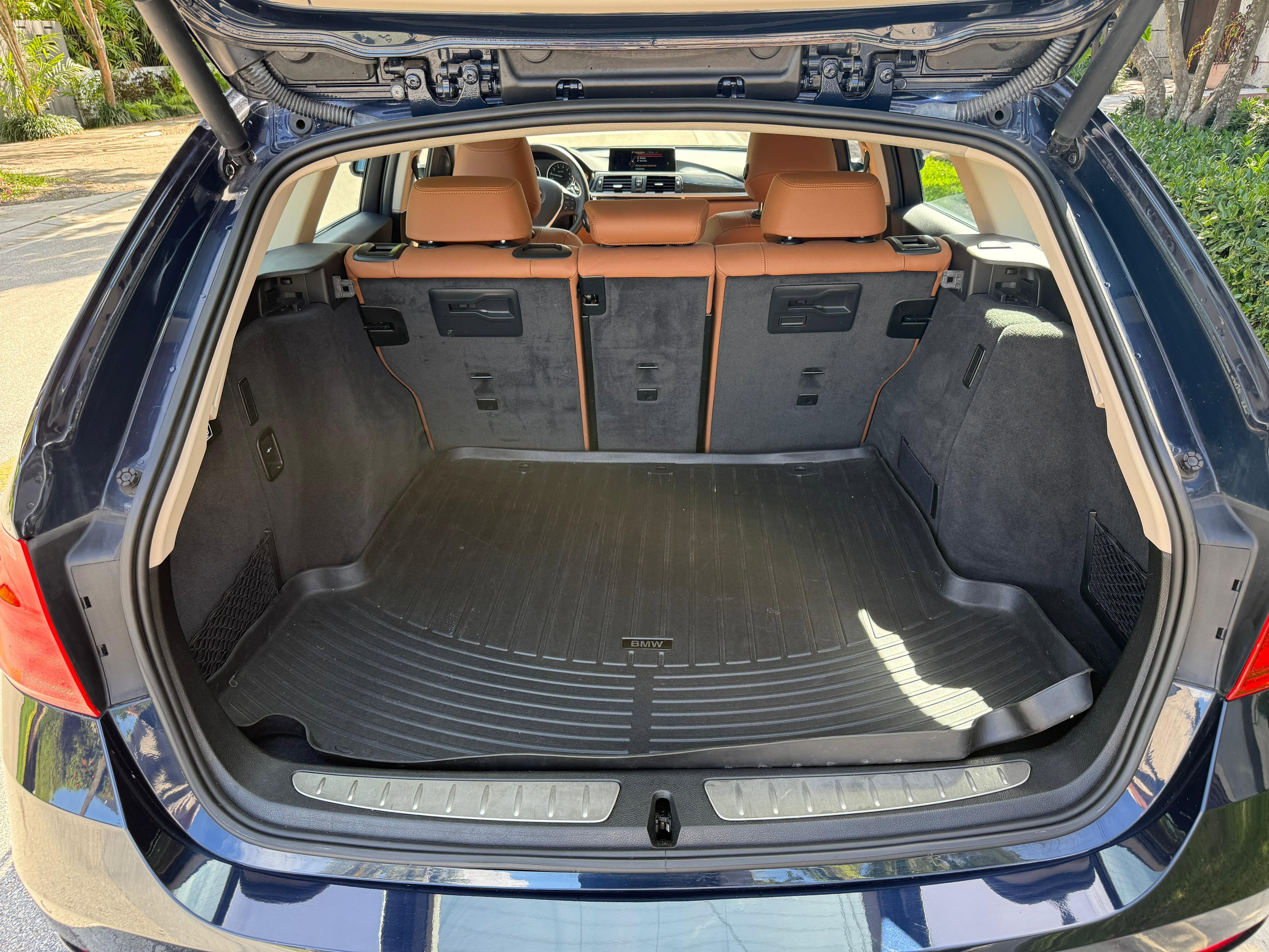 Used 2015 BMW 328i xDrive Wagon image 3