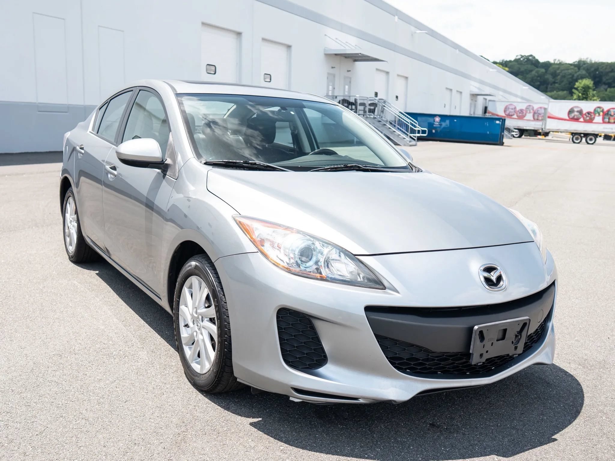 Used 2012 MAZDA MAZDA3 i Touring FWD image 8