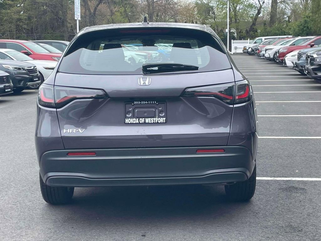 Certified 2023 Honda HR-V LX image 6