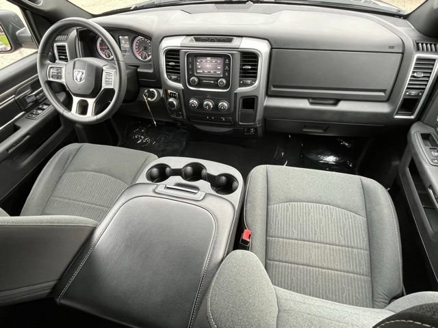 Used 2024 RAM 1500 Warlock AWD/4WD image 29