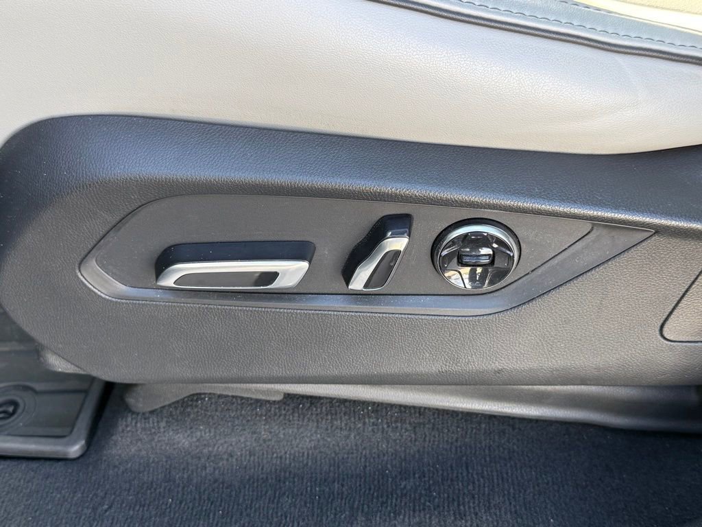 Used 2023 Acura MDX SH-AWD w/ Advance Package image 32