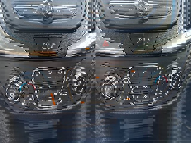 Used 2022 Chevrolet Equinox LT image 20