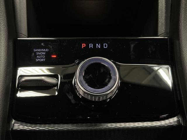 New 2025 Jeep Grand Cherokee Limited w/ Trailer Tow Package image 22