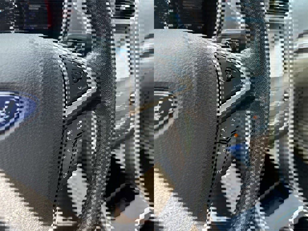 Used 2019 Ford Fusion SEL image 40