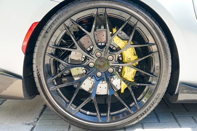 Used 2018 Ferrari 812 Superfast RWD image 30