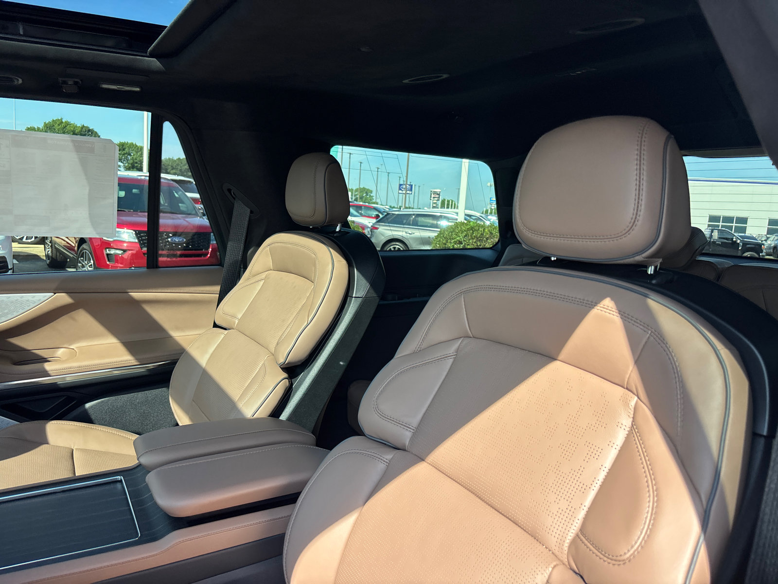 New 2027 Lincoln Navigator Black Label AWD/4WD image 26