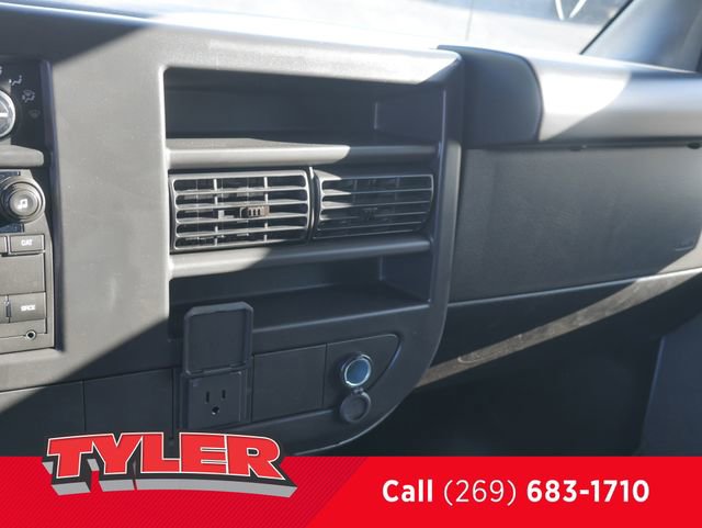 New 2026 Chevrolet Express 2500 w/ Driver Convenience Package RWD image 34