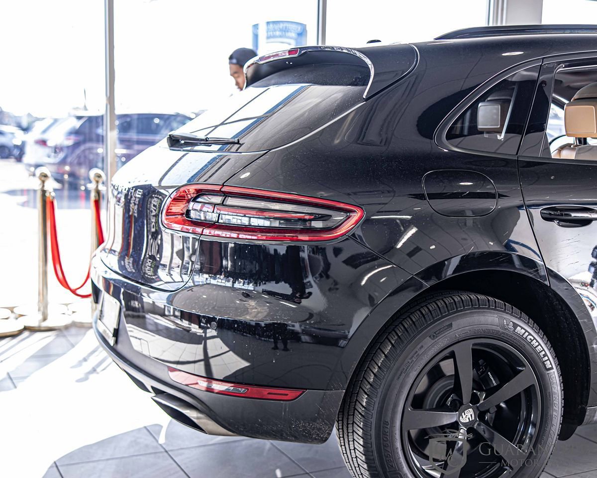 Used 2017 Porsche Macan AWD/4WD image 12