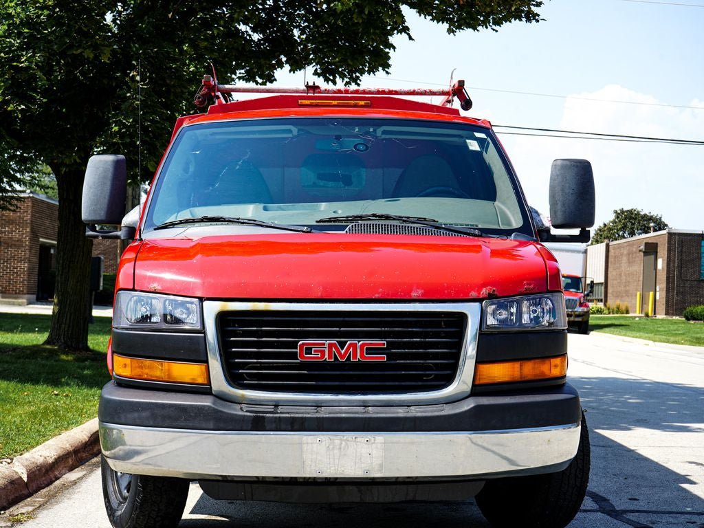 Used 2014 GMC Savana 3500 RWD image 3