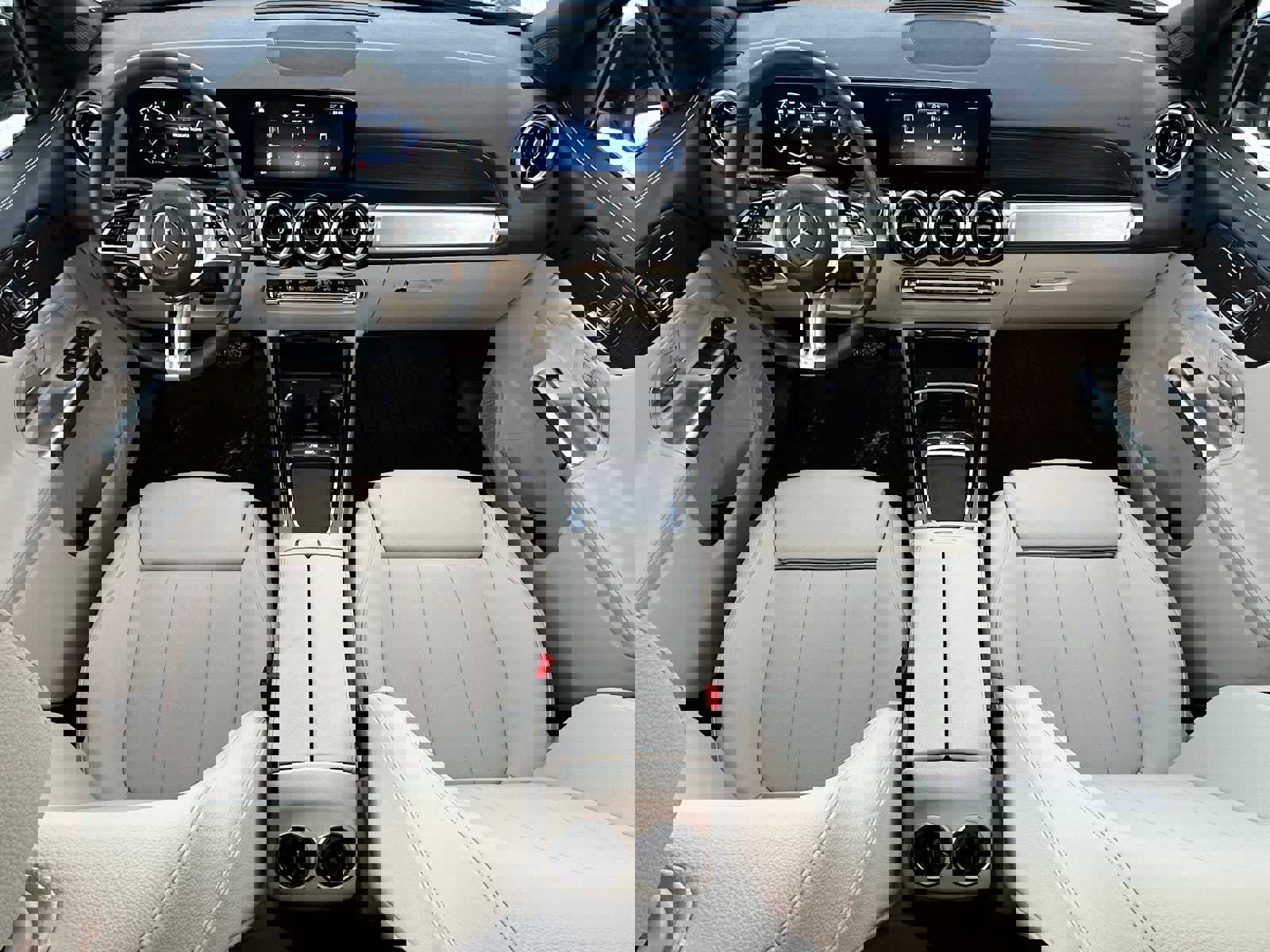 Used 2026 Mercedes-Benz GLB 250 4MATIC image 18