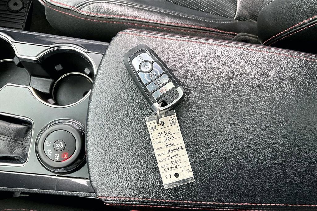 Used 2018 Ford Explorer Sport image 37