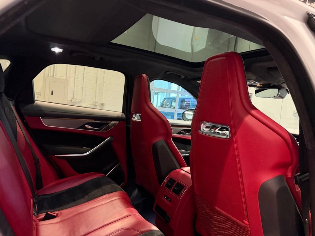 Used 2021 Jaguar F-PACE SVR AWD/4WD image 43