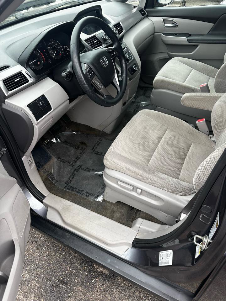 Used 2017 Honda Odyssey LX image 8