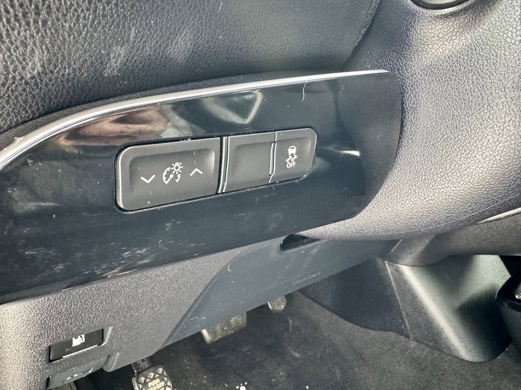 Used 2016 Toyota Prius Two image 16