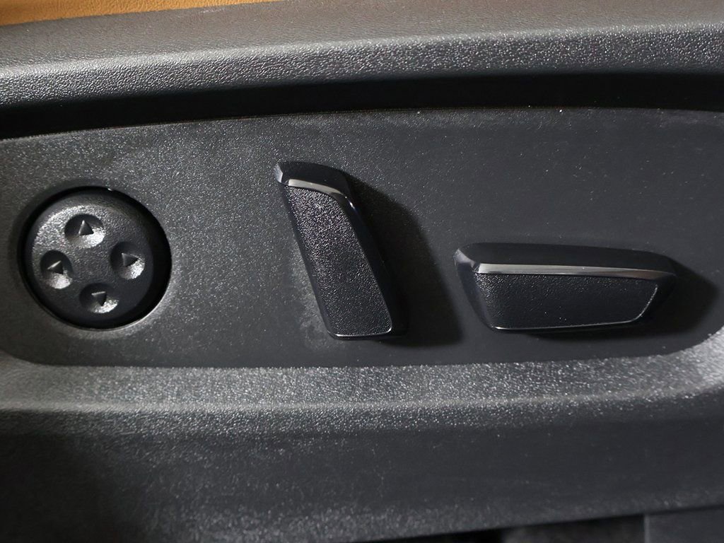 Used 2023 INFINITI QX60 Sensory w/ Cargo Package image 41