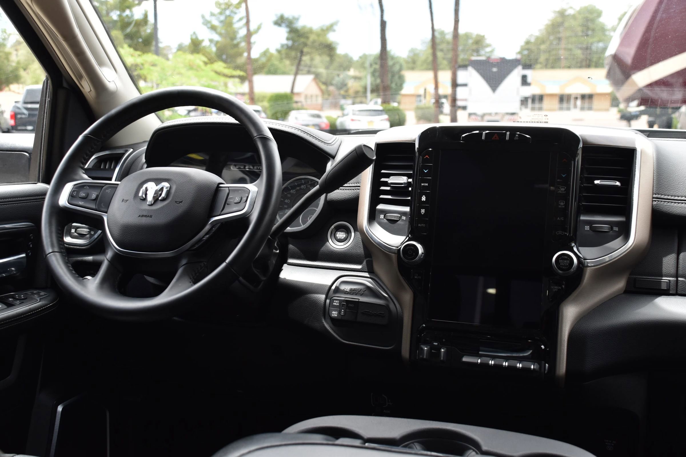 Used 2024 RAM 2500 Laramie image 33