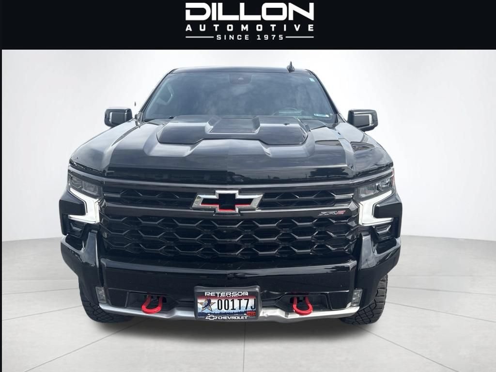 Used 2023 Chevrolet Silverado 1500 ZR2 w/ Technology Package AWD/4WD image 1