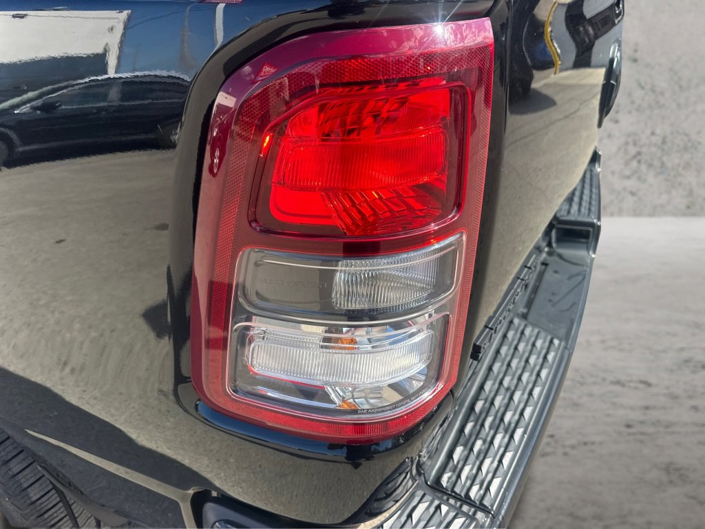 Used 2019 RAM 1500 Big Horn AWD/4WD image 21