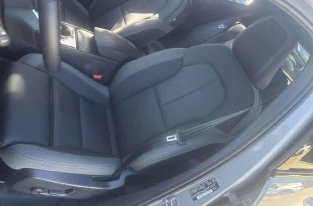 Used 2023 Volvo XC40 Recharge Core w/ Protection Package Premier AWD/4WD image 3