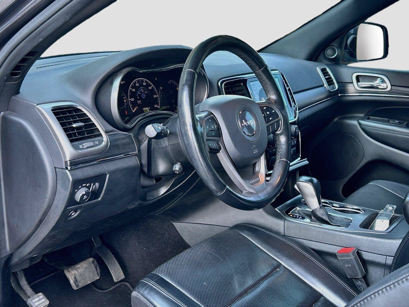 Used 2020 Jeep Grand Cherokee Limited w/ Luxury Group II RWD image 27