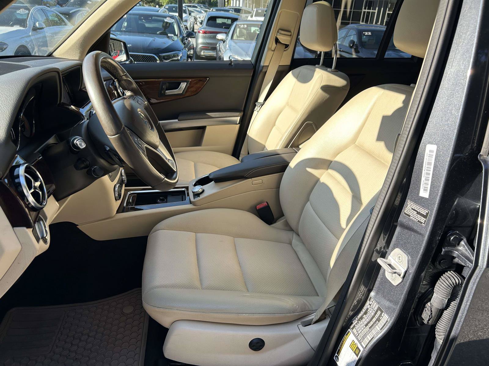 Used 2014 Mercedes-Benz GLK 250 BlueTEC 4MATIC image 21