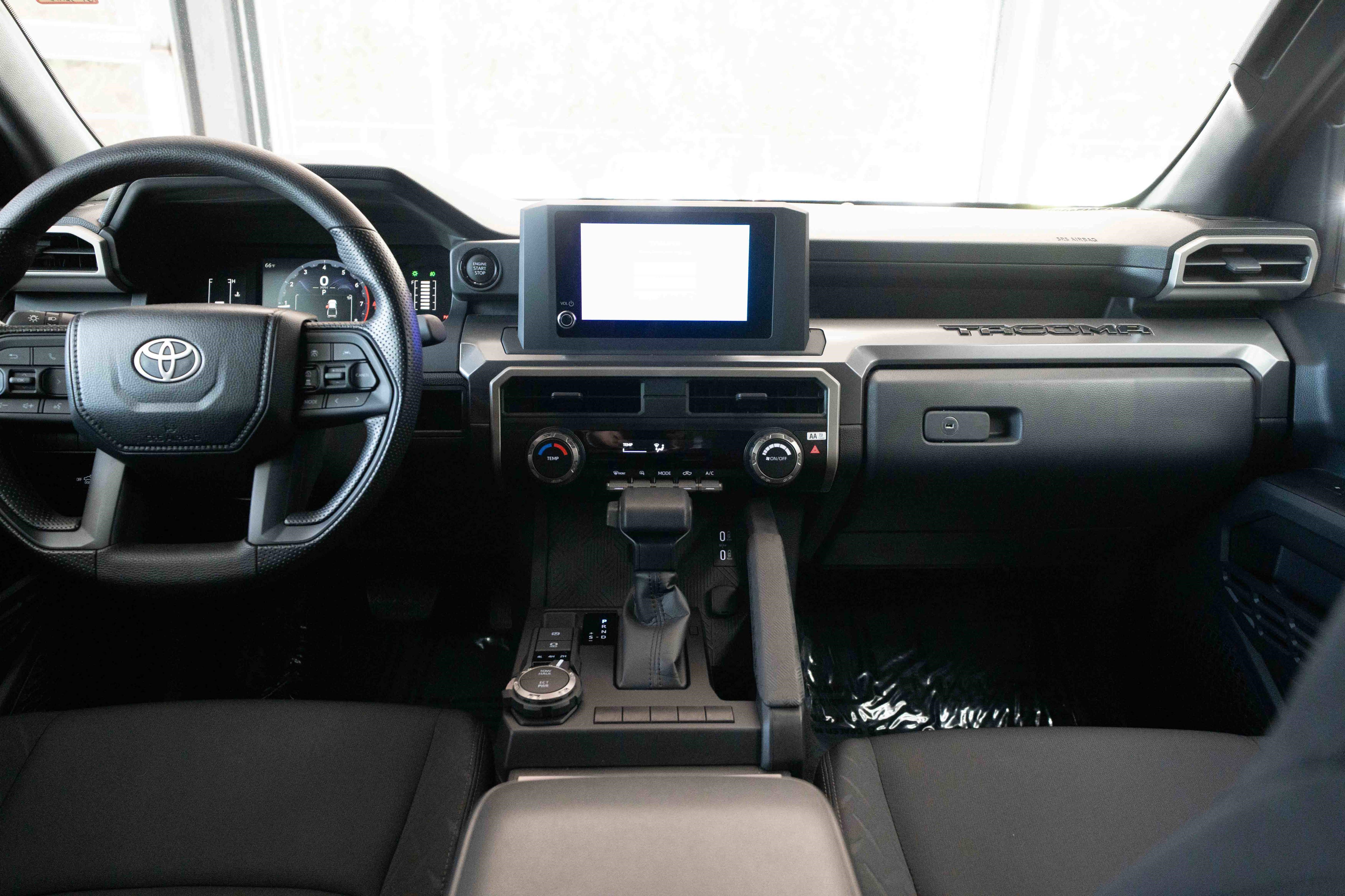 Used 2024 Toyota Tacoma SR5 AWD/4WD image 20