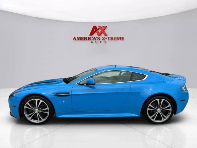 Used 2011 Aston Martin V12 Vantage Coupe RWD image 2