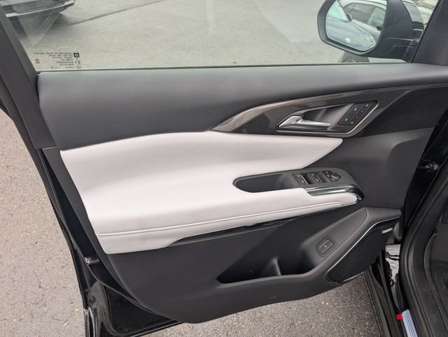New 2026 Chevrolet Traverse High Country w/ LPO, Floor Liner Package AWD/4WD image 14