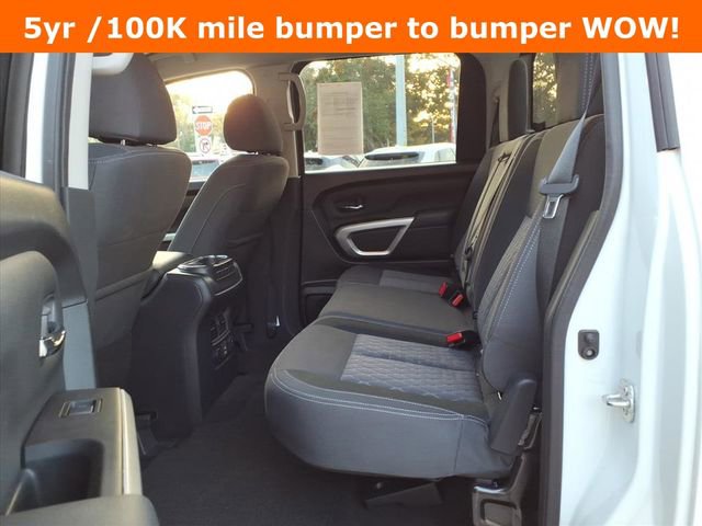 Used 2024 Nissan Titan SV w/ SV Convenience Package image 17
