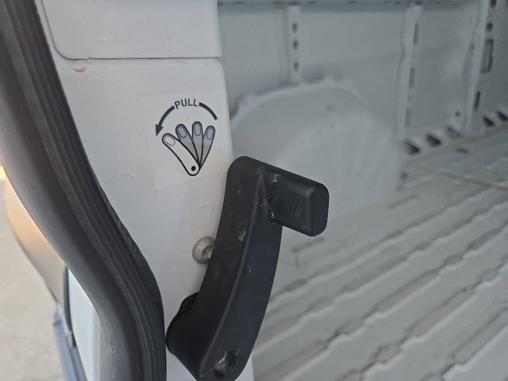 Used 2025 RAM ProMaster 2500 w/ Convenience Group FWD image 86
