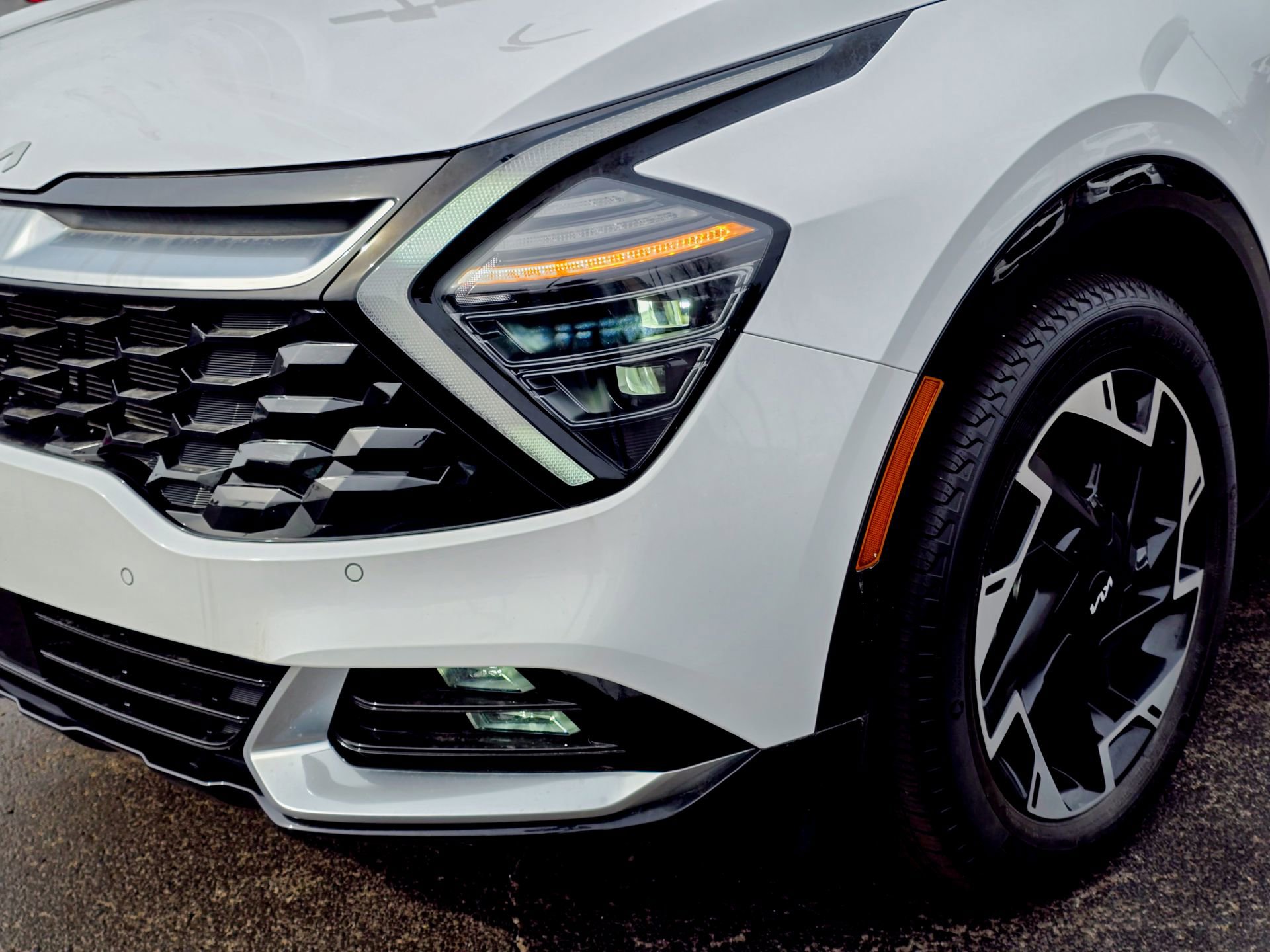 Used 2024 Kia Sportage SX image 5