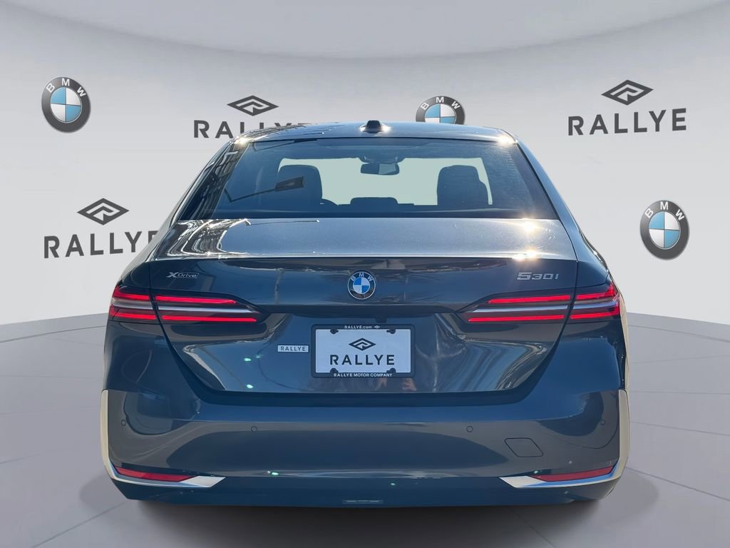 Certified 2025 BMW 530i xDrive AWD/4WD image 5