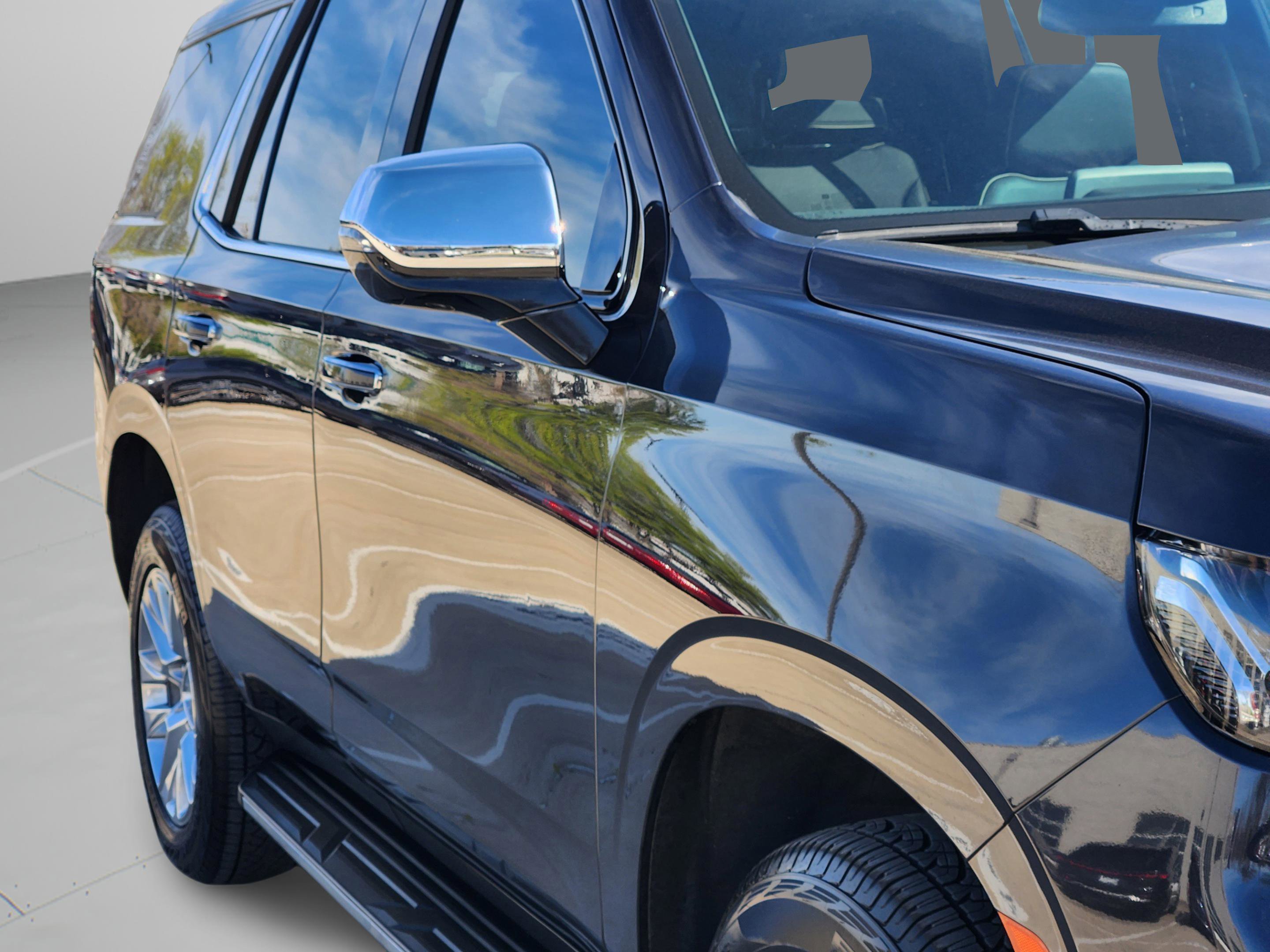 Used 2023 Chevrolet Tahoe Premier AWD/4WD image 8