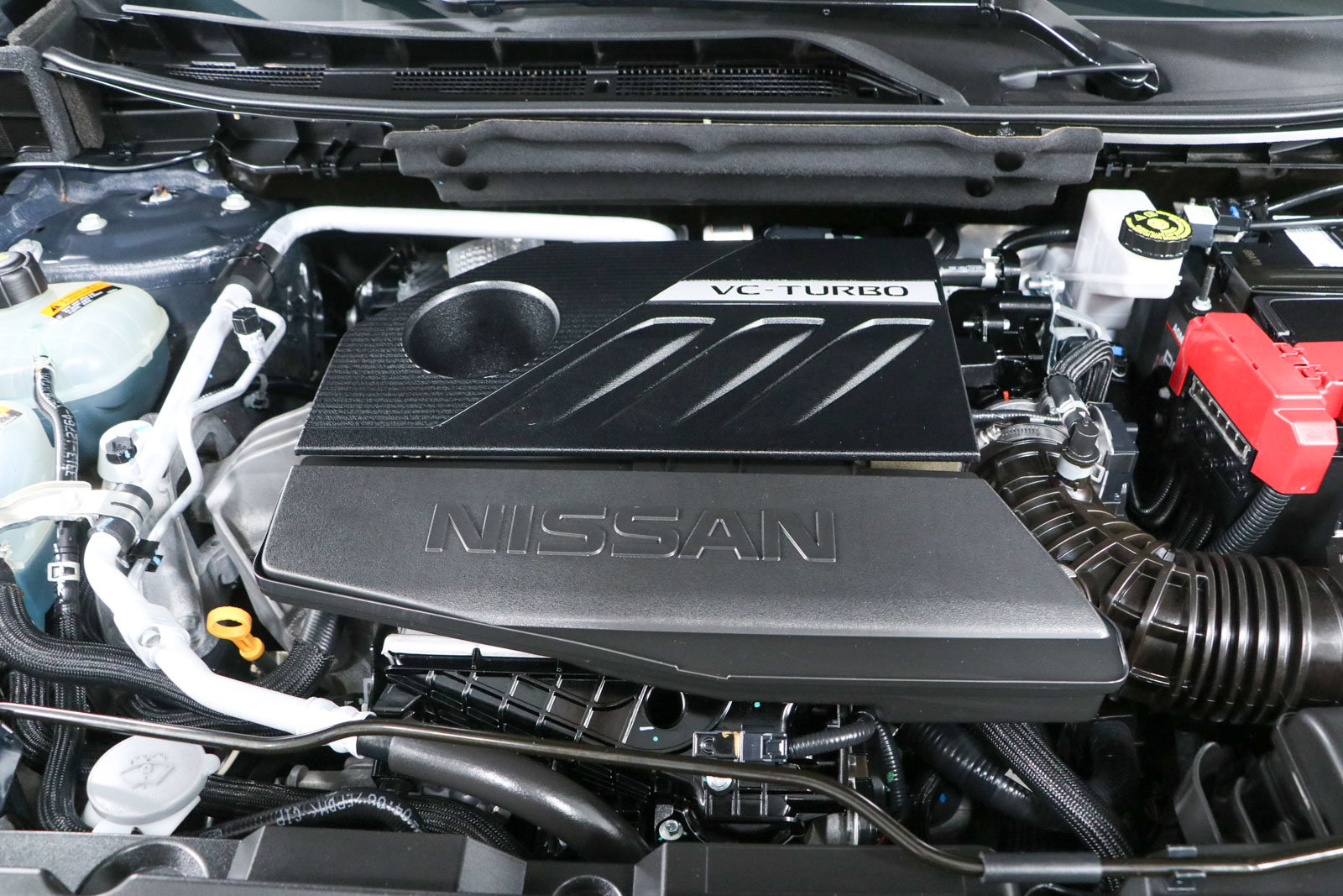 Used 2024 Nissan Rogue SV FWD image 30