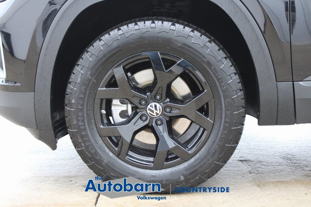 Used 2026 Volkswagen Atlas Peak Edition AWD/4WD image 23